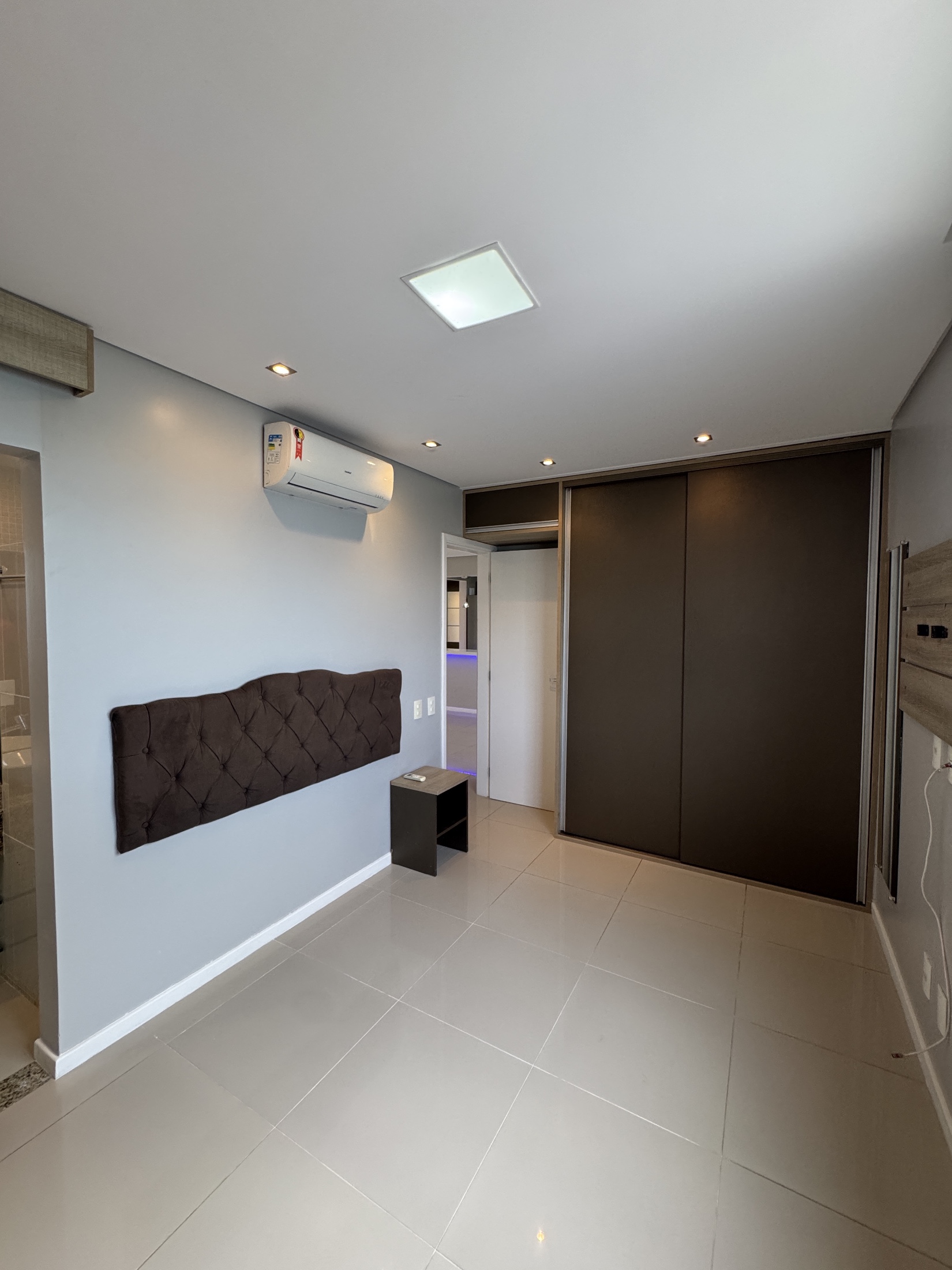 Apartamento com 2 quartos no Edifício Sunset Plaza — foto 18