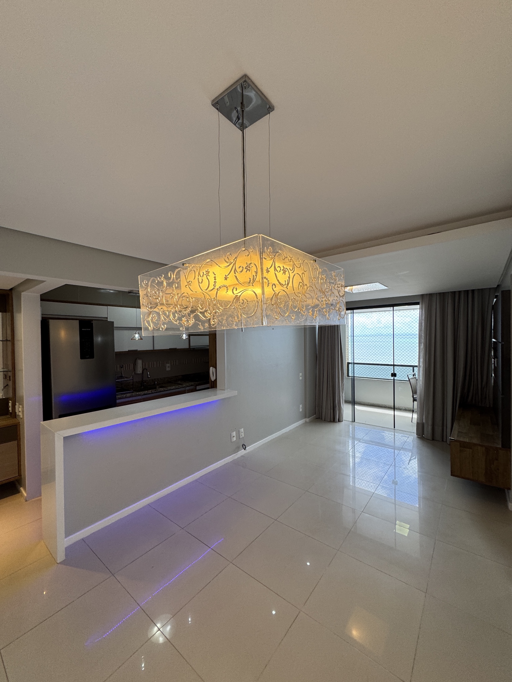 Apartamento com 2 quartos no Edifício Sunset Plaza — foto 3