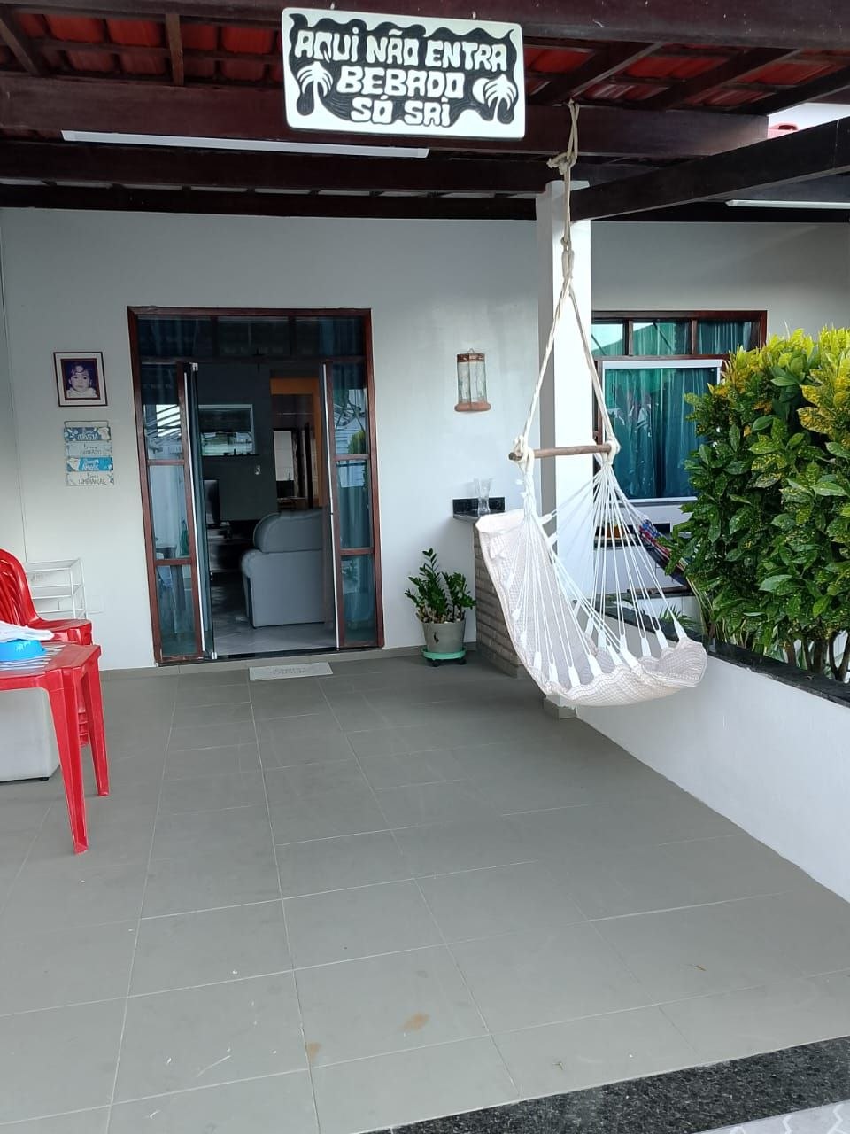 LOCAÇÃO – CASA MOBILIADA NO CONDOMÍNIO MAR DE ILHÉUS 2 – OLIVENÇA