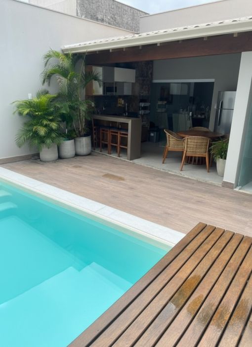 Casa no Pontal Ilhéus - BA com 3 suítes e área gourmet em Pontal, Ilhéus