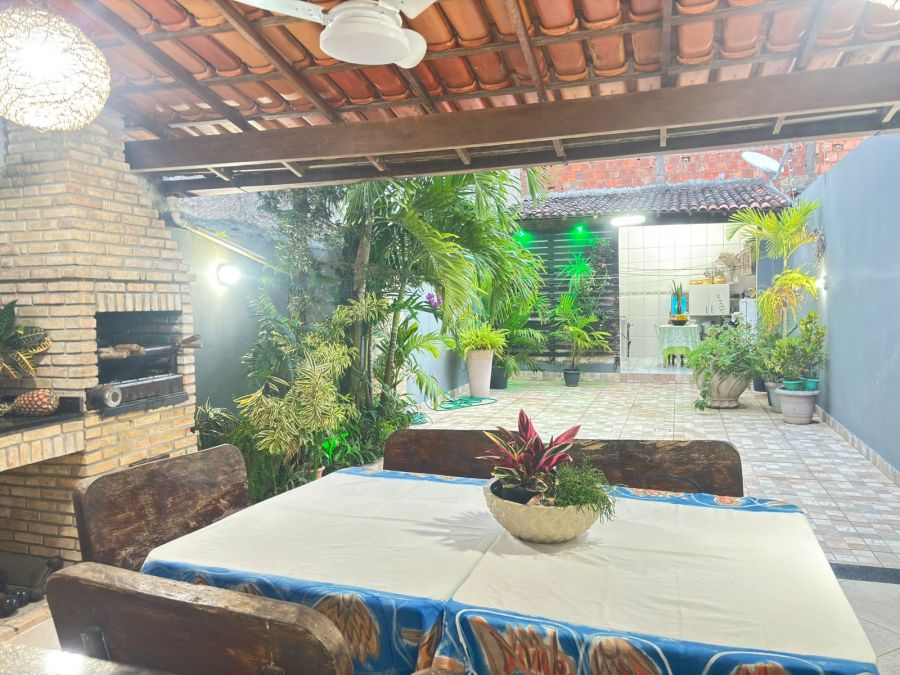 Casa Mobiliada à Venda no Pontal, Ilhéus – 300m² em Pontal, Ilhéus