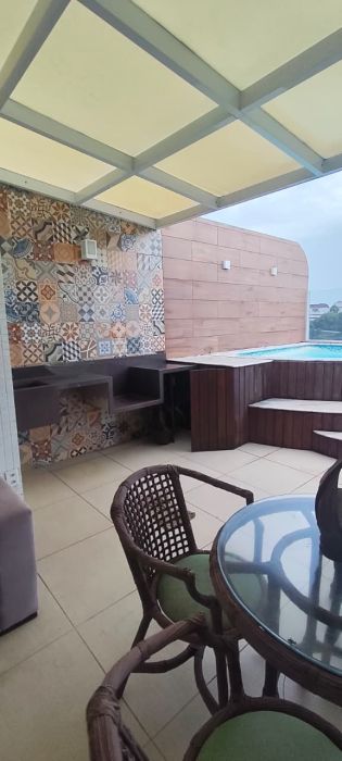 Cobertura duplex com piscina e vista mar à venda — foto 12